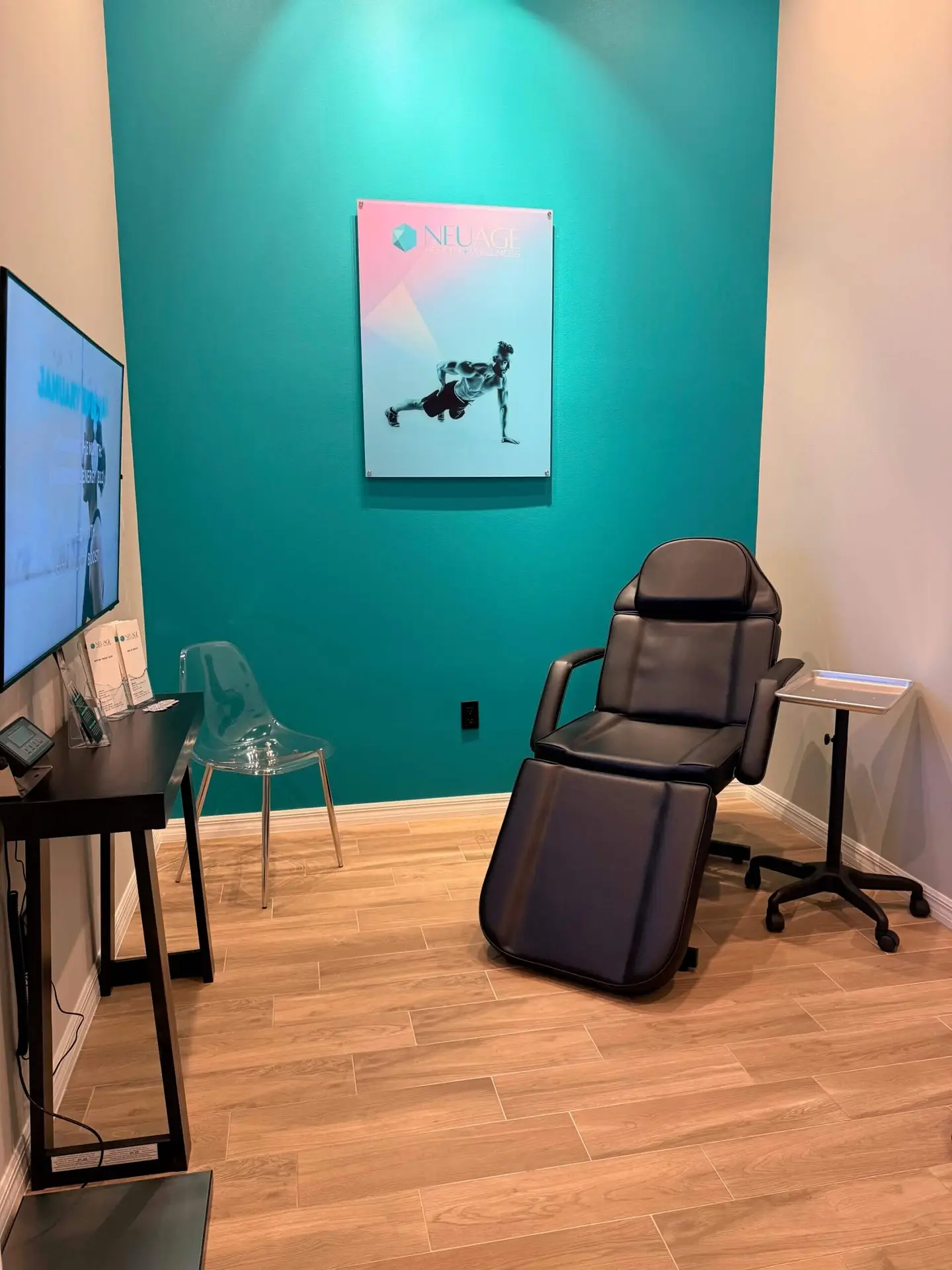 NEUAGE HEALTH WELLNESS SARASOTA FLORIDA 1 scaled